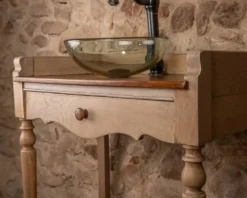 Meuble vasque en bois massif de style Louis-Philippe