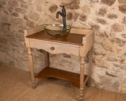Meuble vasque en bois massif de style Louis-Philippe