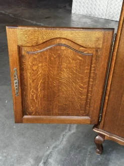 Meuble vintage en chêne massif pour platine vinyle