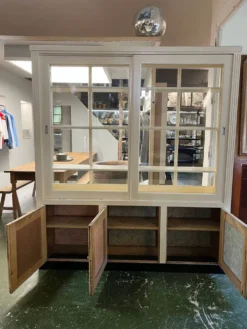 Meuble Vitrine d’atelier 1950