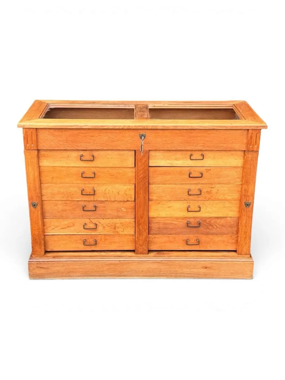 Meuble vitrine de commerce 1900