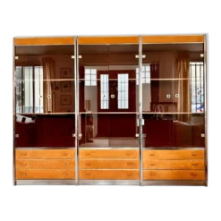Meuble vitrine de Willy Rizzo en cuir suédé et détails en laiton, 1970