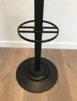 Michele De Lucchi & Tadao Takaichi pour Kartell. Porte-manteau en plastique noir "Segmenti". Italie. 1989