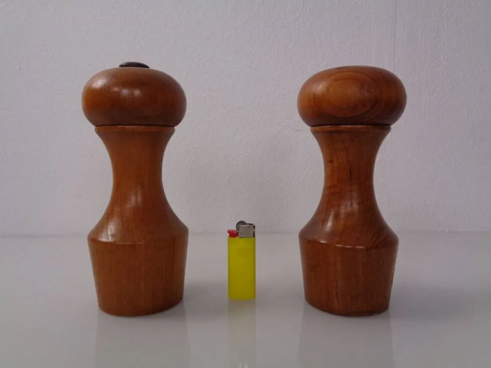 Mid-Century Teak Salt Shaker and Pepper Mill by Zassenhaus, 1960s, Set of 2
