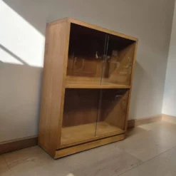Mini étagère vintage en bois / vitrine / bibliothèque