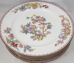 Minton Cuckoo, Coucou, 8 assiettes de table porcelaine peintes main, 26 cm.