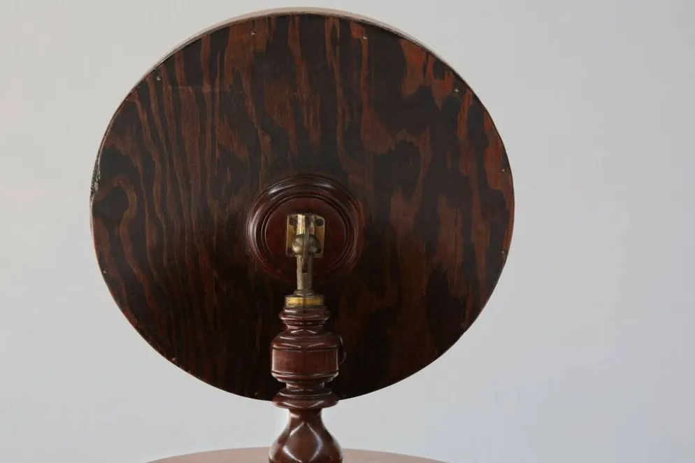Miroir de maquillage romantique avec rangement latéral, France années 1850