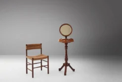 Miroir de maquillage romantique avec rangement latéral, France années 1850