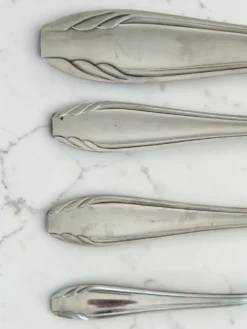 Ménagère Art déco en inox 37 pièces