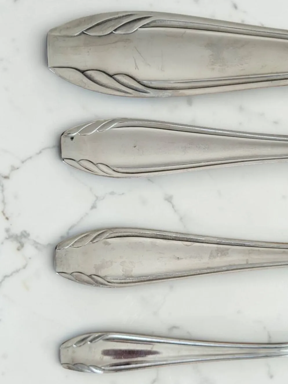 Ménagère Art déco en inox 37 pièces