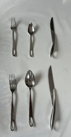 Ménagère complète, comprenant 72 couverts Alessi par Philippe Starck