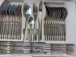 Ménagère complète et son coffre