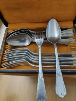 Ménagère 12 couverts type allemande