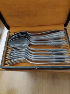 Ménagère 12 couverts type allemande