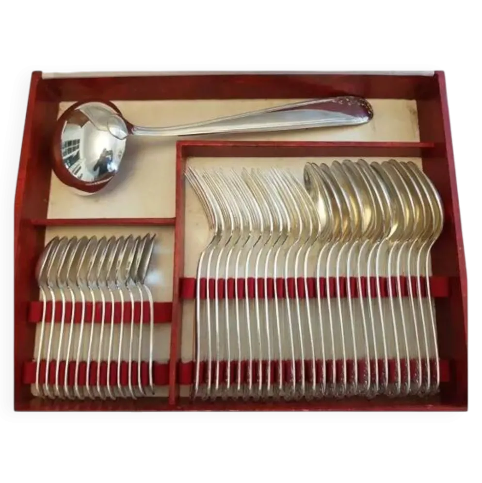 Ménagère en argent 37 pièces style Louis XV