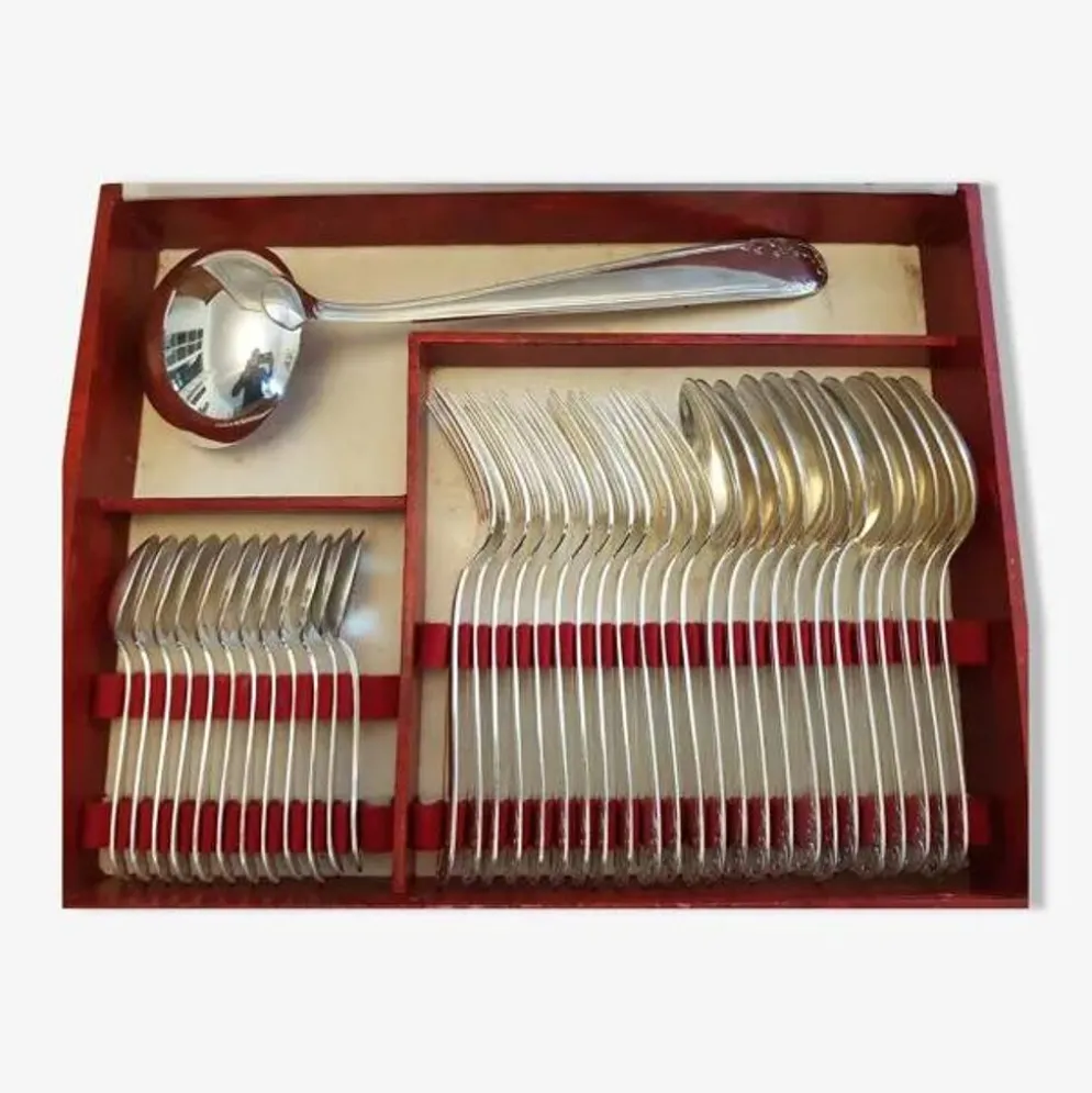 Ménagère en argent 37 pièces style Louis XV
