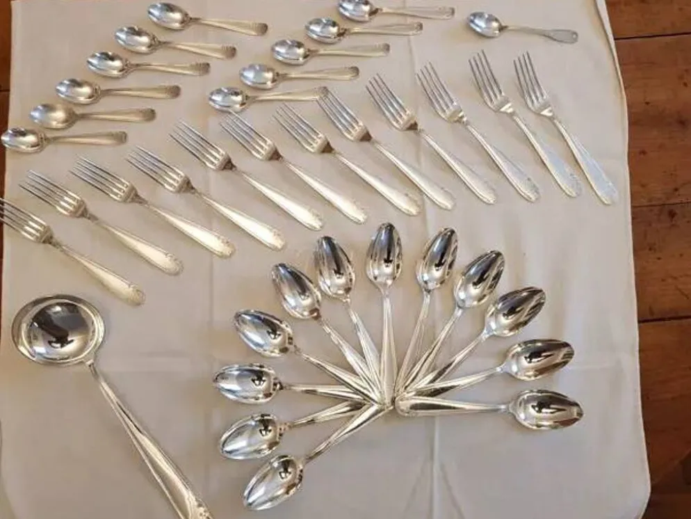 Ménagère en argent 37 pièces style Louis XV