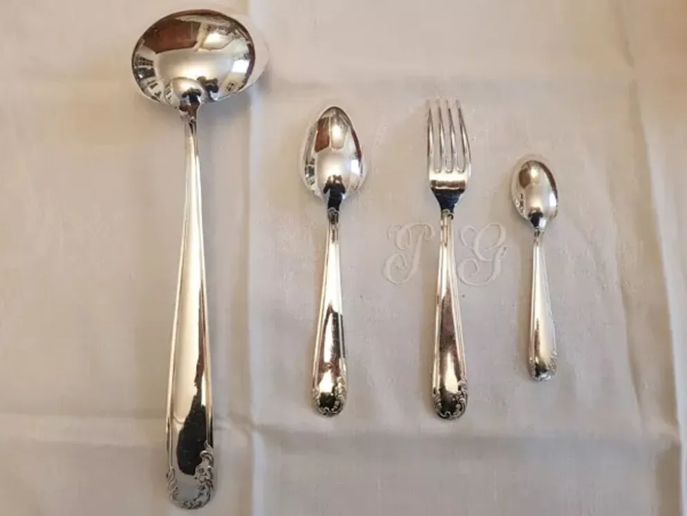 Ménagère en argent 37 pièces style Louis XV