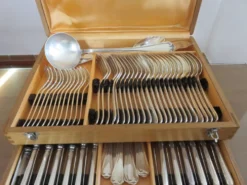 Ménagère Félix Frères Toulouse en métal argenté 124 pièces années 60