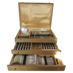 Ménagère Félix Frères Toulouse en métal argenté 124 pièces années 60