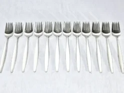 Ménagère georg jensen - modèle cypress - 133 pièces, argent massif