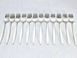 Ménagère georg jensen - modèle cypress - 133 pièces, argent massif