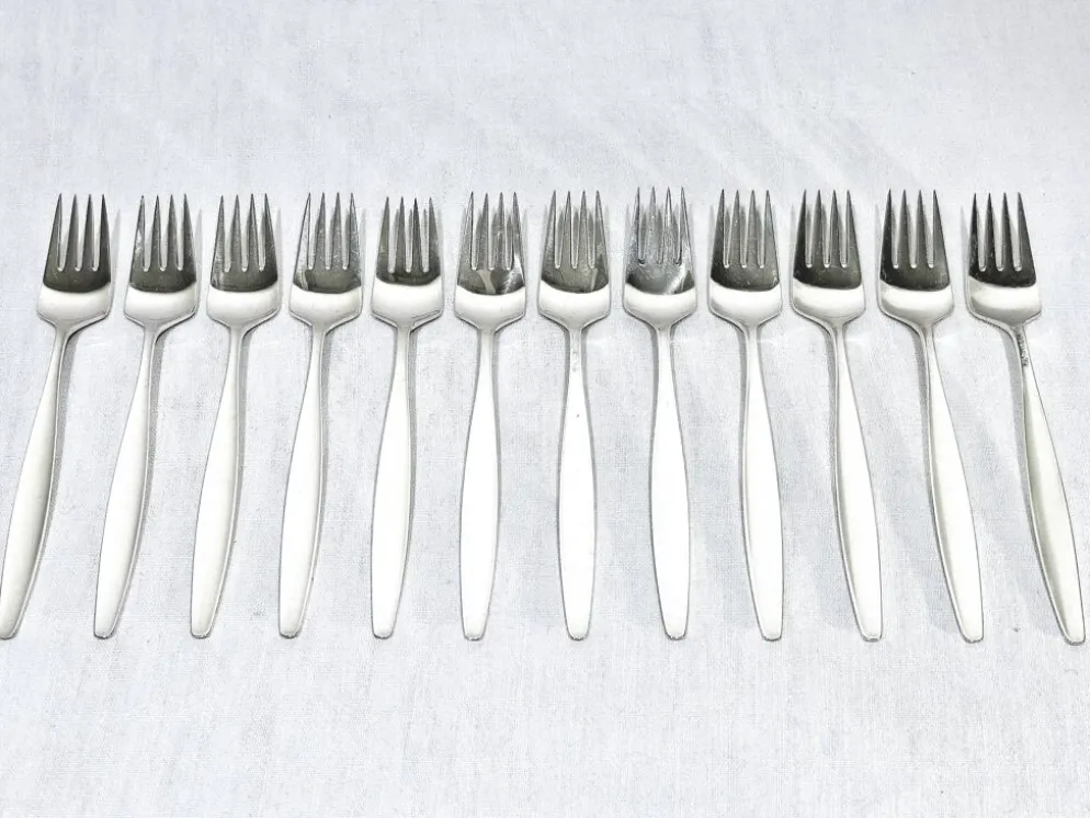Ménagère georg jensen - modèle cypress - 133 pièces, argent massif