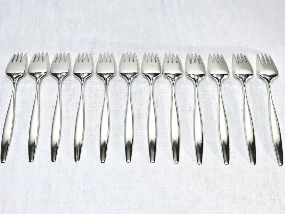 Ménagère georg jensen - modèle cypress - 133 pièces, argent massif