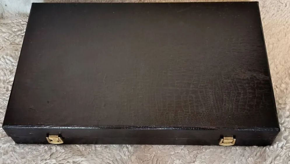 Ménagère Guy degrenne, 49 pièces
