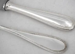 Ménagère 25 pièces François Frionnet en métal argenté, décor perles