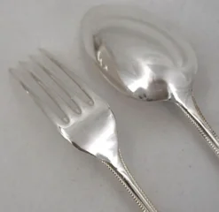 Ménagère 25 pièces François Frionnet en métal argenté, décor perles