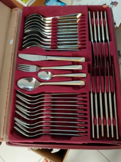 Ménagère 70 pieces inox Bestecke Solingen