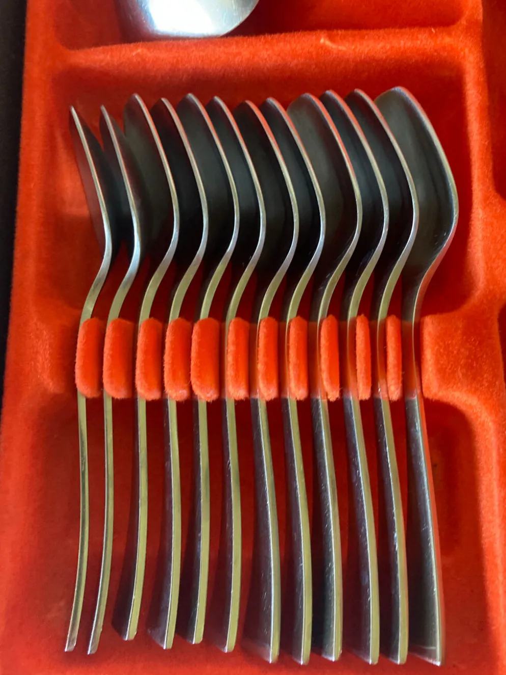 Ménagère vintage en inox Guy Degrenne, modèle Jet