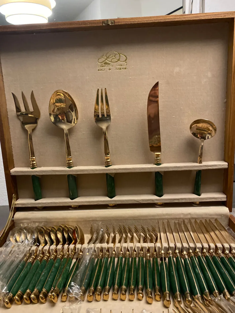 Ménagère Vintage Laiton & Teck Style Mid-Century – 1960/1970 – Manches