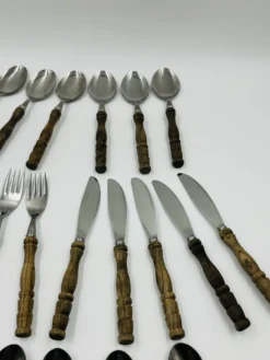 Ménagère vintage 22 pièces manches style bois
