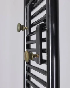 Mobilier d'entrée vintage des années 1970 avec porte-manteau et design italien.