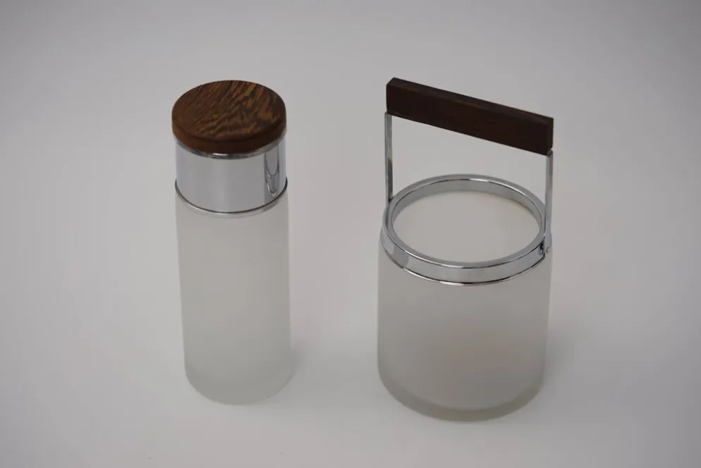 Mon shaker à cocktail et seau à glace Mi Century Modern