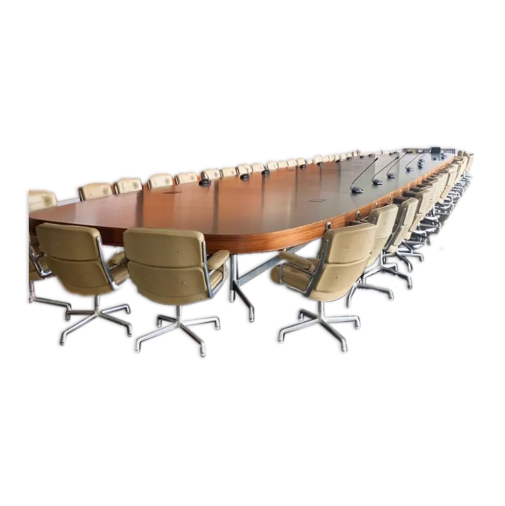 Monumentale table de conférence en noyer et inox brossé exemplaire unique réalisé sur mesure par Charles Eames pour Mobilier International piètement Herman Miller 1970’s