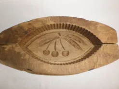moule a beurre en bois ancien