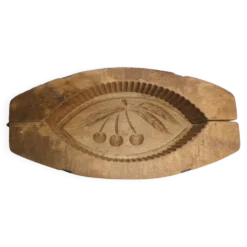 moule a beurre en bois ancien