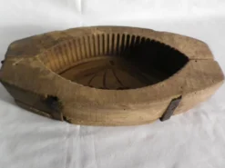moule a beurre en bois ancien