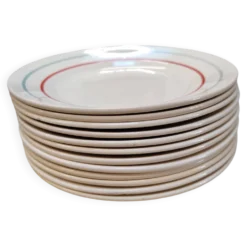Moulin des Loups 12 assiettes plates modèle Stanislas liserés rouge et
