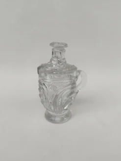 Moutardier en cristal moulé, première partie du XX ème siècle.