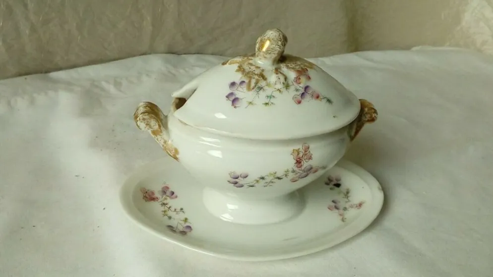 Moutardier sur dormant en porcelaine paris Limoges decor floral