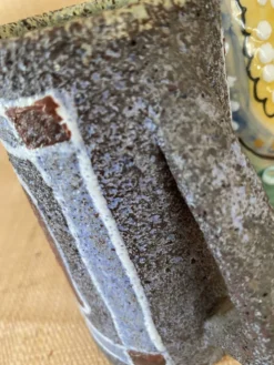 Mug brutaliste allemand, années 80