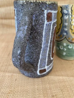 Mug brutaliste allemand, années 80