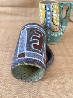 Mug brutaliste allemand, années 80