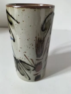 Mug en grès émaillé décor libre, travail de potier vintage
