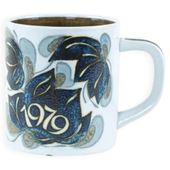 Mug en porcelaine, design danois, 1979, designer : Ivan Weiss, fabricant : Roy