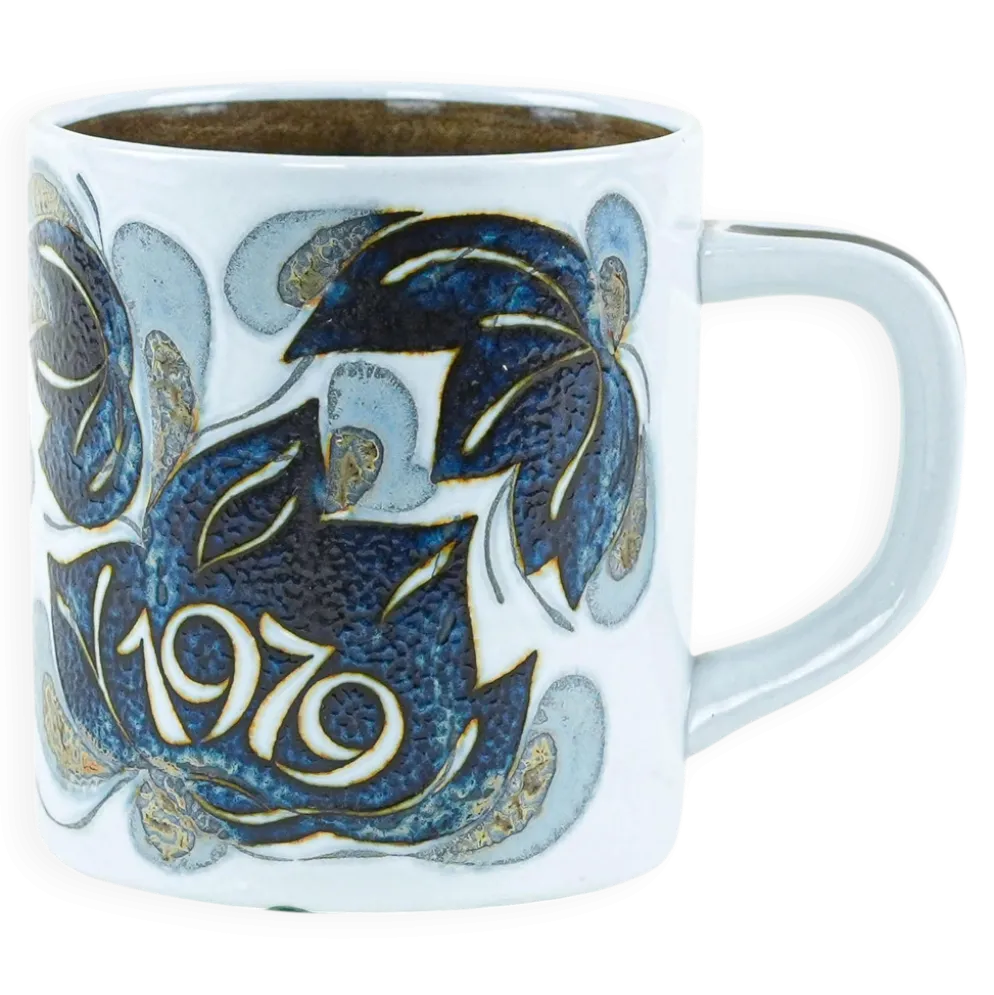 Mug en porcelaine, design danois, 1979, designer : Ivan Weiss, fabricant : Roy